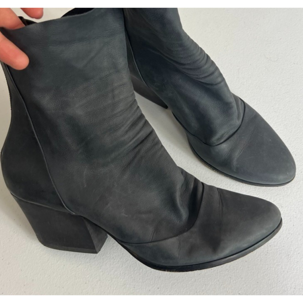 Coclico Boots Womens Size 38 Zerit Coal Leather Solid Wood Heel Back Zip Closure